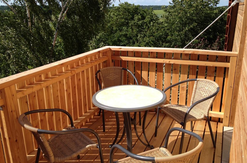 Urlaubsreiterhof Trunk Apartman Igersheim Szoba fotó