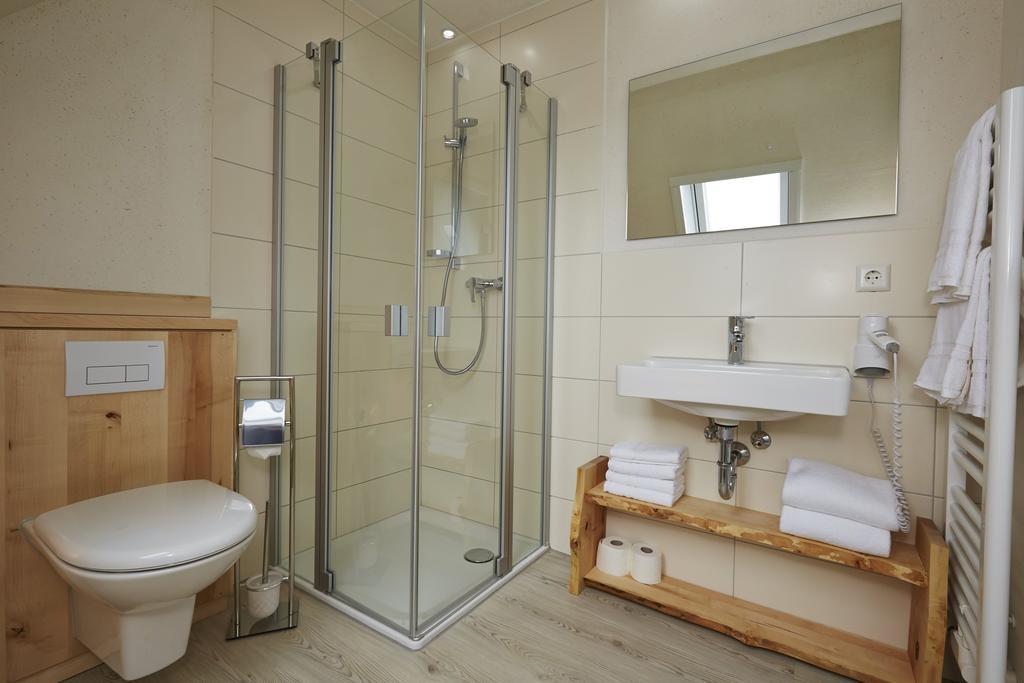 Urlaubsreiterhof Trunk Apartman Igersheim Szoba fotó