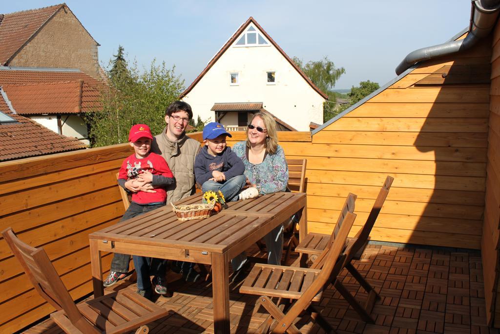 Urlaubsreiterhof Trunk Apartman Igersheim Szoba fotó