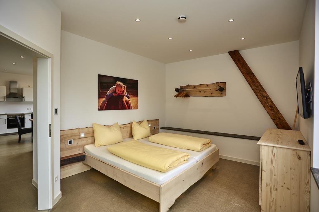 Urlaubsreiterhof Trunk Apartman Igersheim Kültér fotó